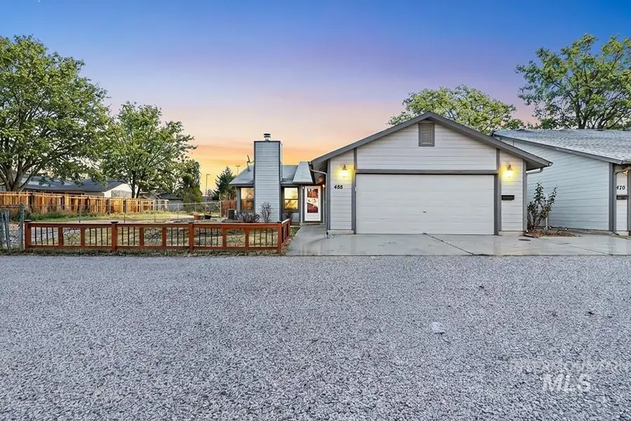 488 N Chambers Ln, Boise, ID 83706 - Image #2