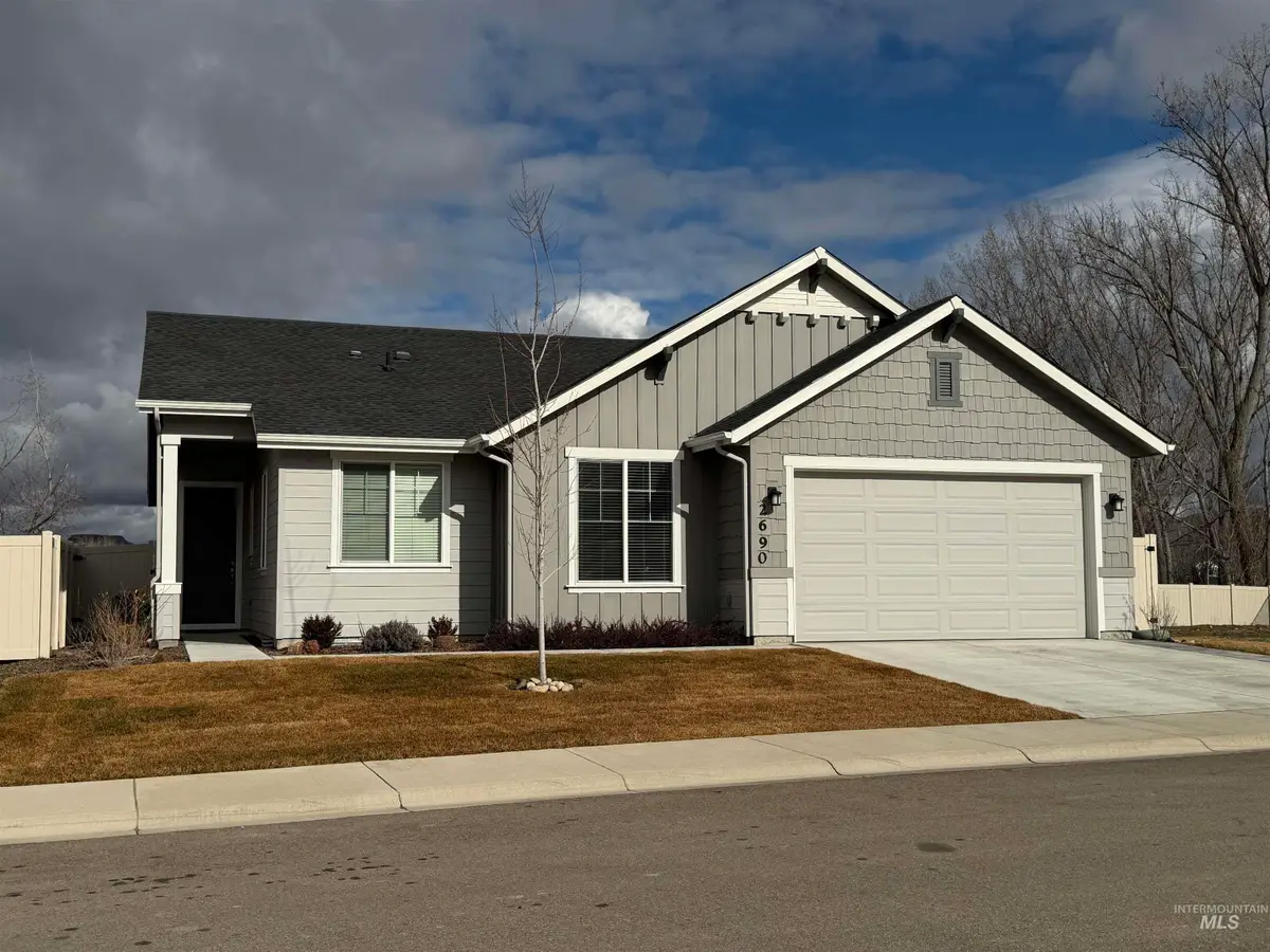 2690 Landmark St, Emmett, ID 83617 - #1