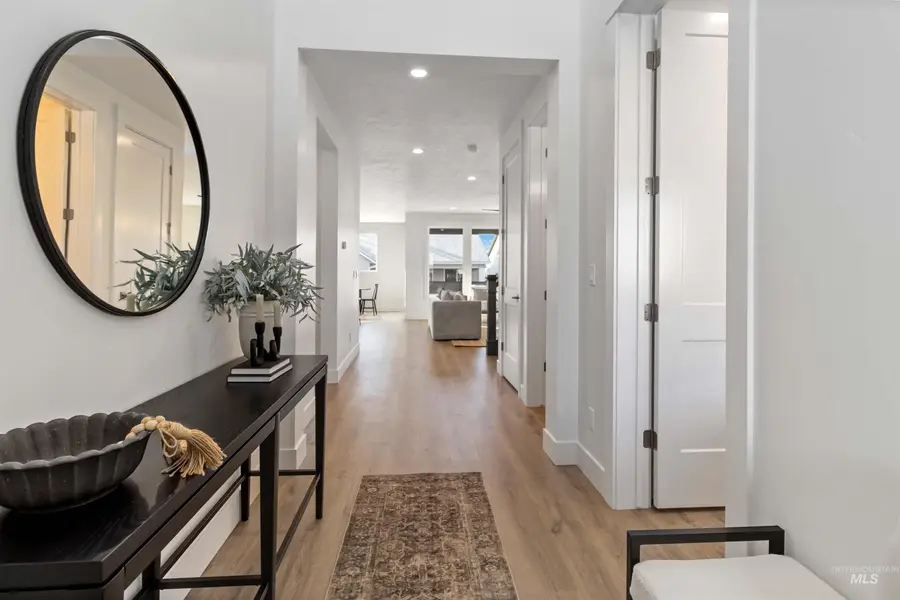 1961 E Mainacht St, Meridian, ID 83642 - #3