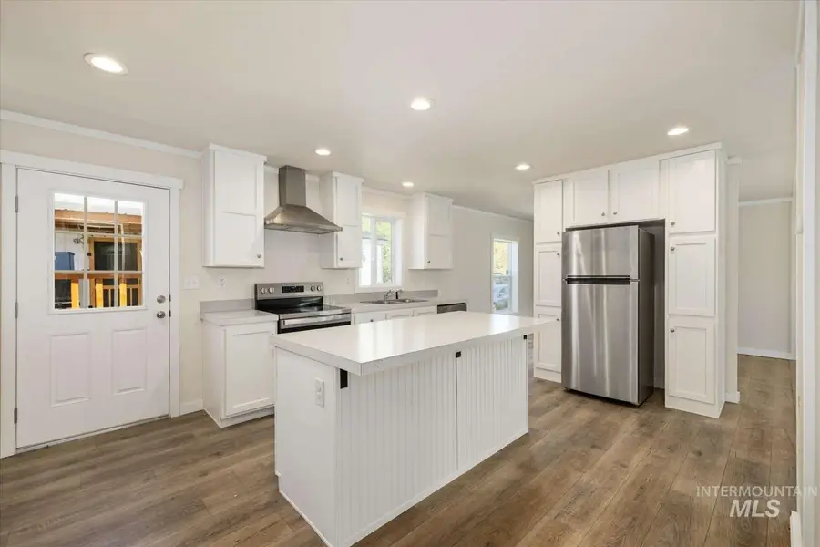 265 W 9th, Mountain Home, ID 83647 - #3