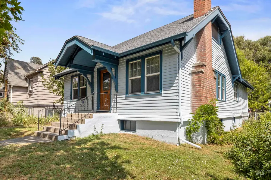 822 S Jefferson St, Moscow, ID 83843 - #2