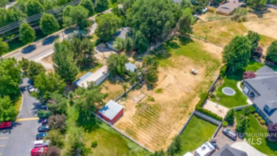 1119 N Eagle Rd, Eagle, ID 83616 - Image #3