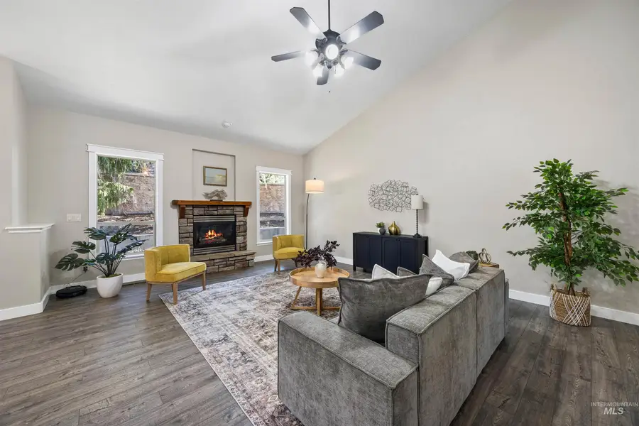 5236 N Cougar Flat Pl, Meridian, ID 83646 - #3