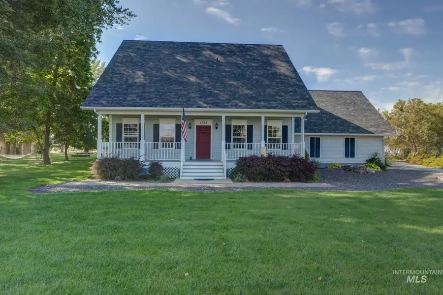 1725 W Central Avenue, Emmett, ID 83617 - #2