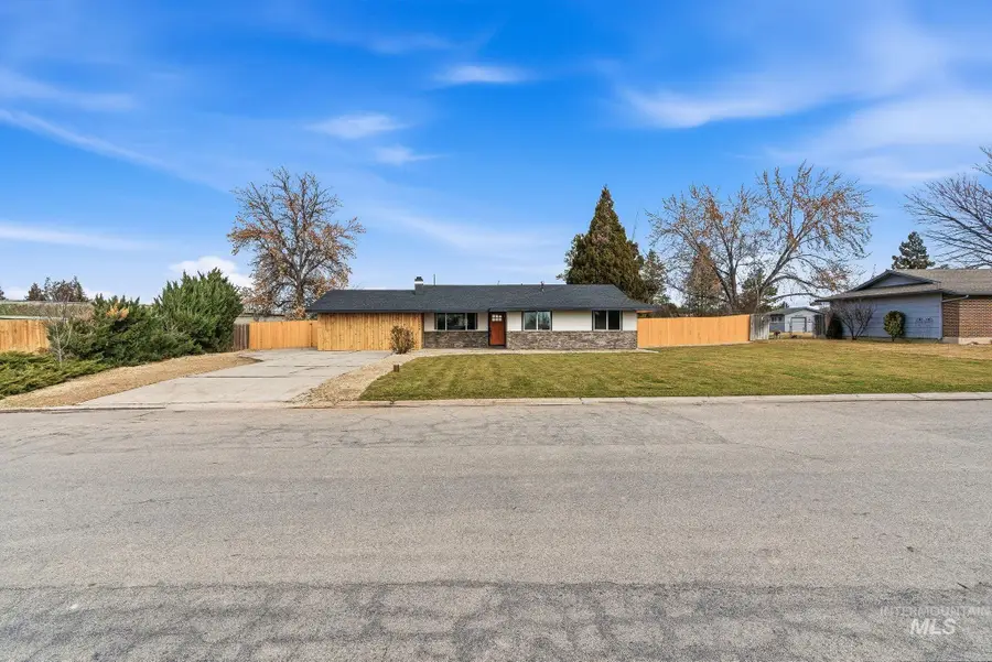 10490 W Martingale Dr, Boise, ID 83709 - #3