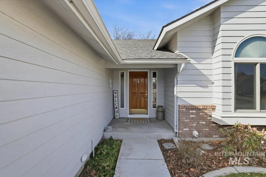 2499 N Lark Ave, Meridian, ID 83646 - #2