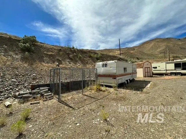 32214 Snake River Rd, Huntington, OR 97907 - #3