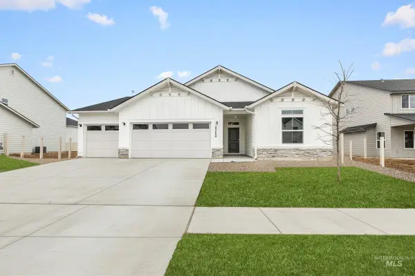 8269 E Bright Angel Dr, Nampa, ID 83687