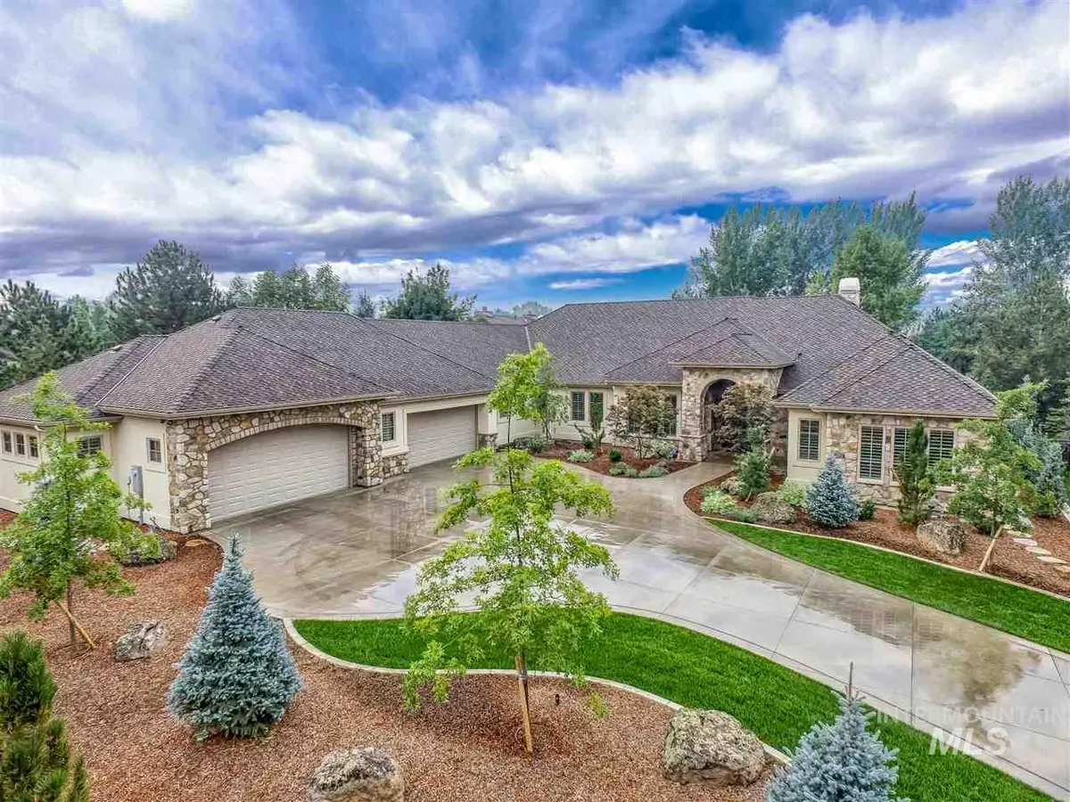 721 W Watermoor Ct, Eagle, ID 83616 - #1