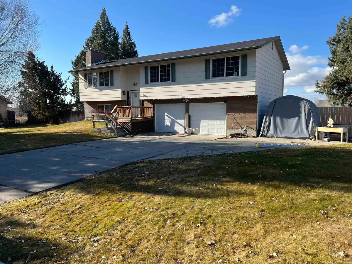 195 NW Carrie Circle, Mountain Home, ID 83647 - #1
