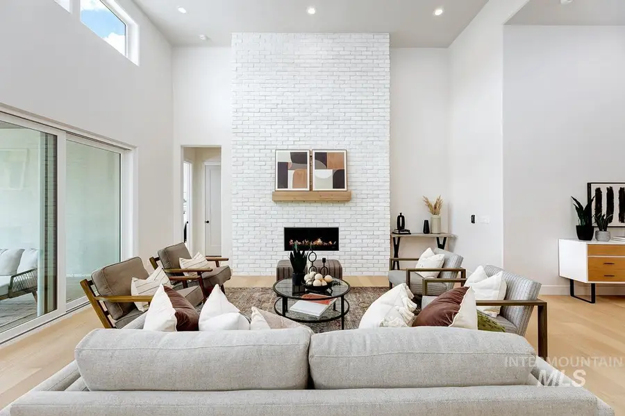 14198 N Woodpecker Ave, Boise, ID 83714 - #2