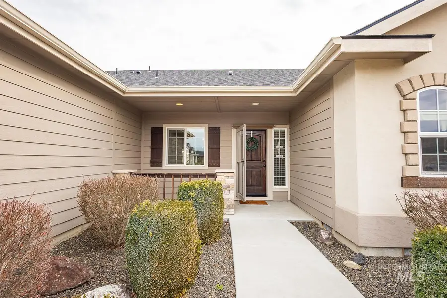4330 S Lava Springs Lp, Nampa, ID 83686 - #3