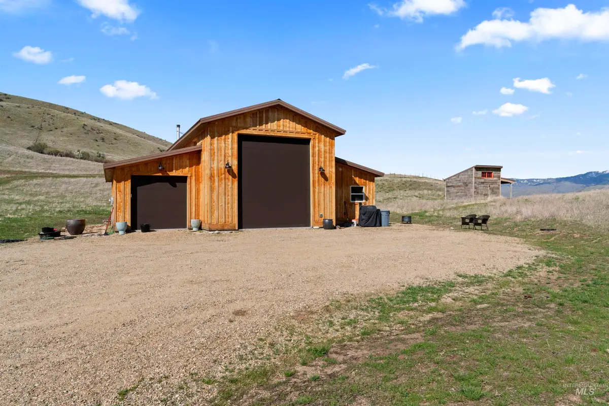 2 Brook Ln, Horseshoe Bend, ID 83629 - #1