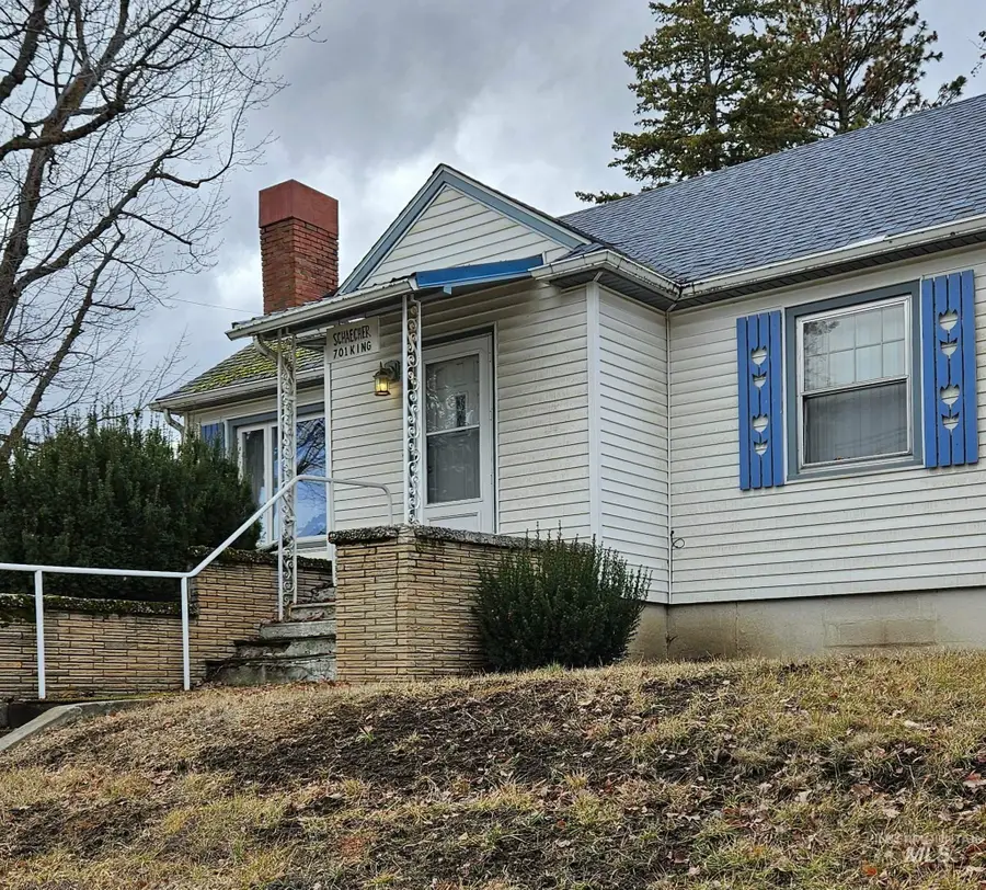 701 King Street, Cottonwood, ID 83522 - #3