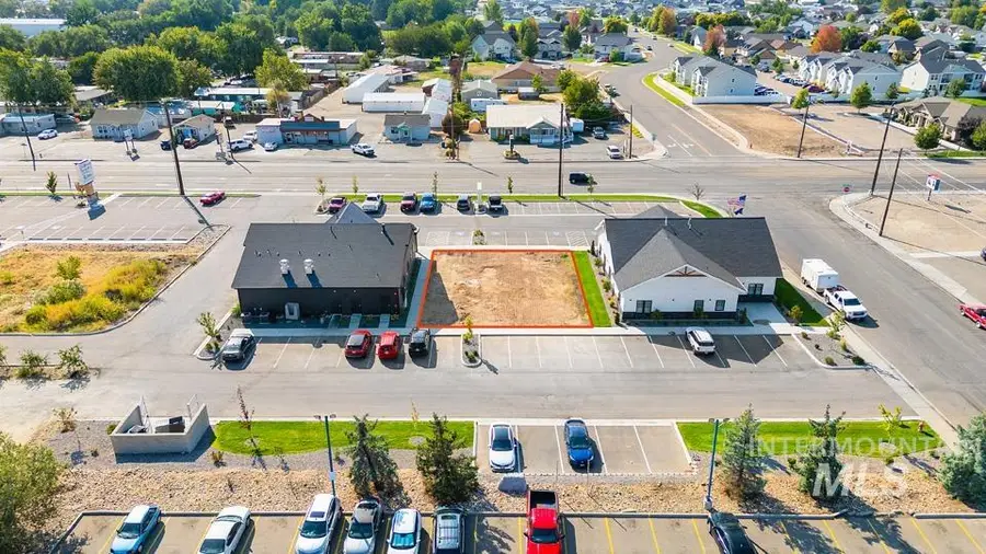 2044 N Whitley Dr, Fruitland, ID 83619 - #2