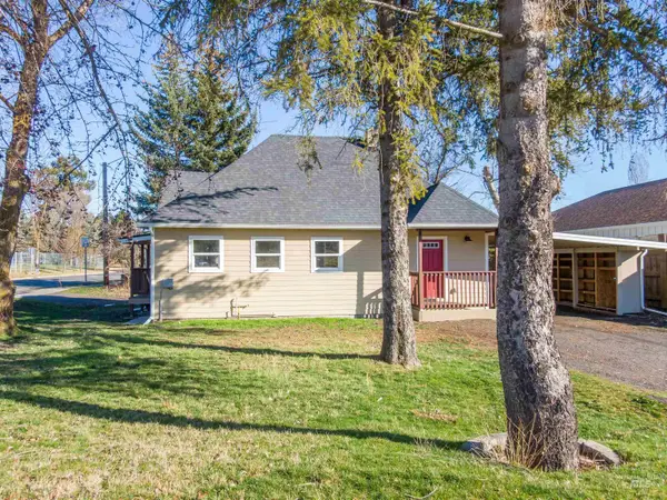 1605 E F Street, Moscow, ID 83843