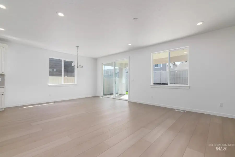 14879 Brown Pelican St, Caldwell, ID 83607 - #3