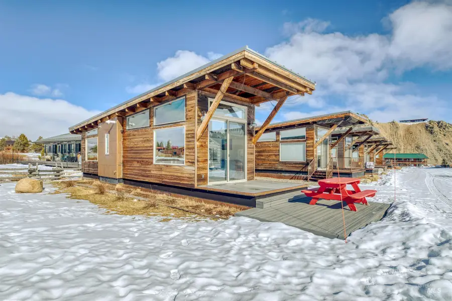 955 Eva Falls Ave #6, Stanley, ID 83278 - #2