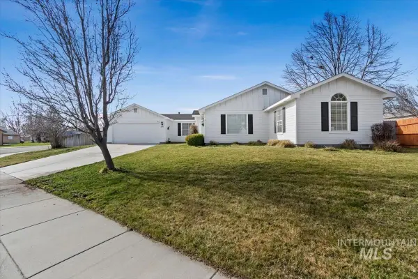 291 S Neskowin, Eagle, ID 83616