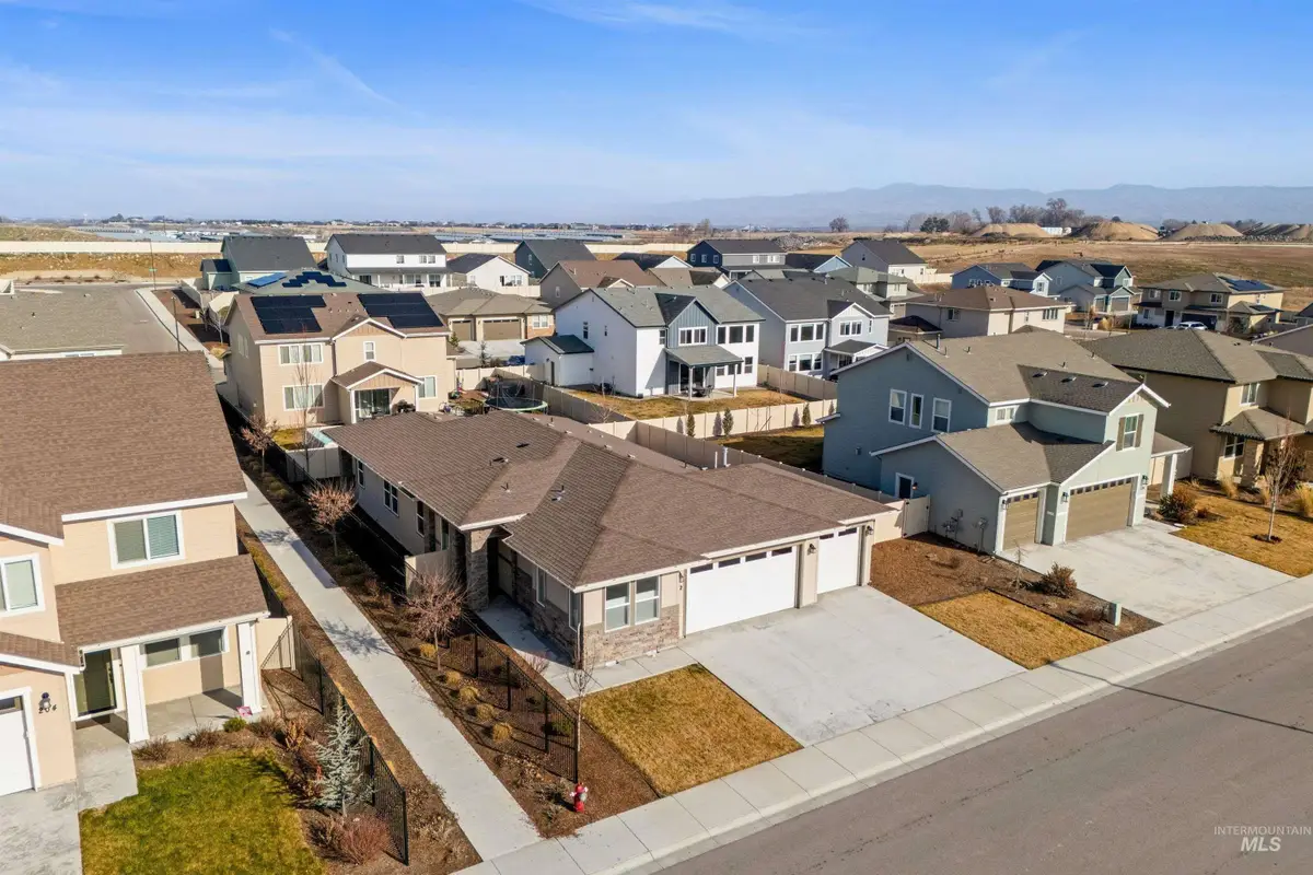 212 E Arimo Street, Meridian, ID 83642 - #1