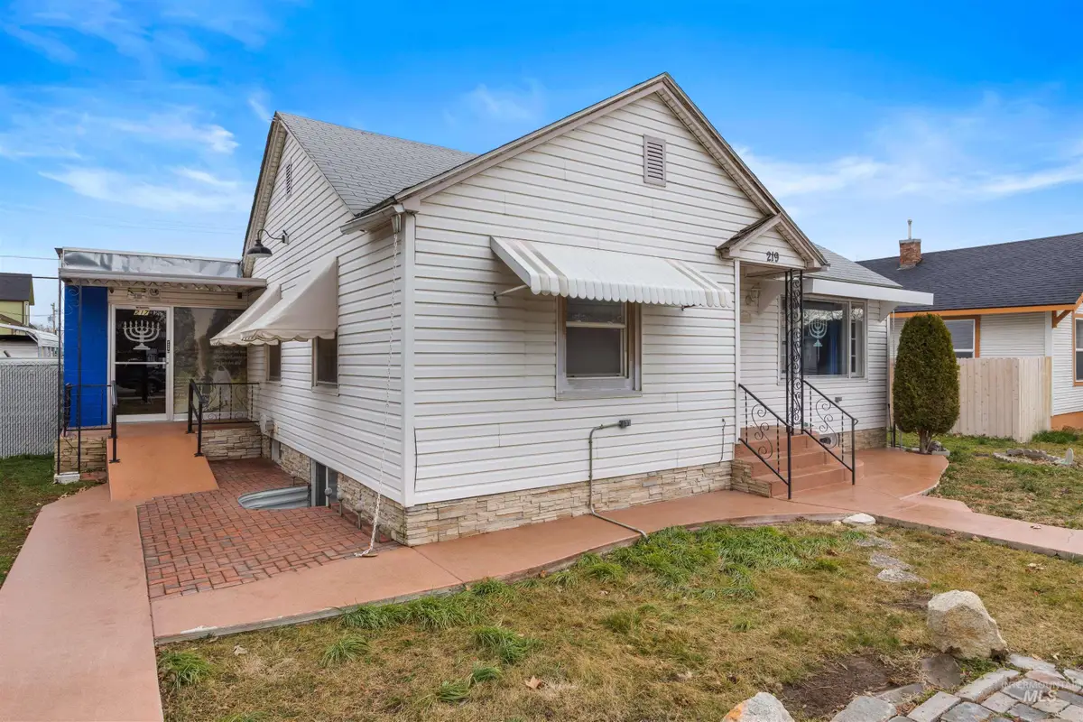 219 Cleveland Blvd, Caldwell, ID 83605 - #1