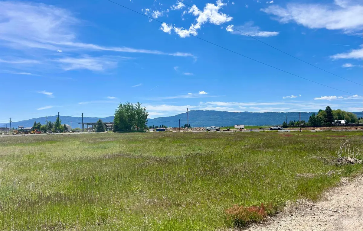 5 Pleasant Acres, McCall, ID 83638 - #1