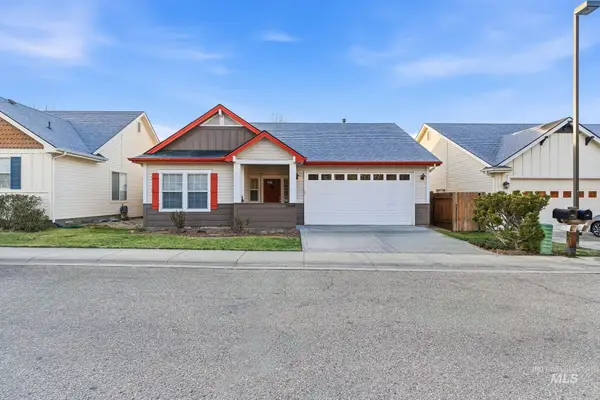 2949 E Pine Hollow Ln, Eagle, ID 83616