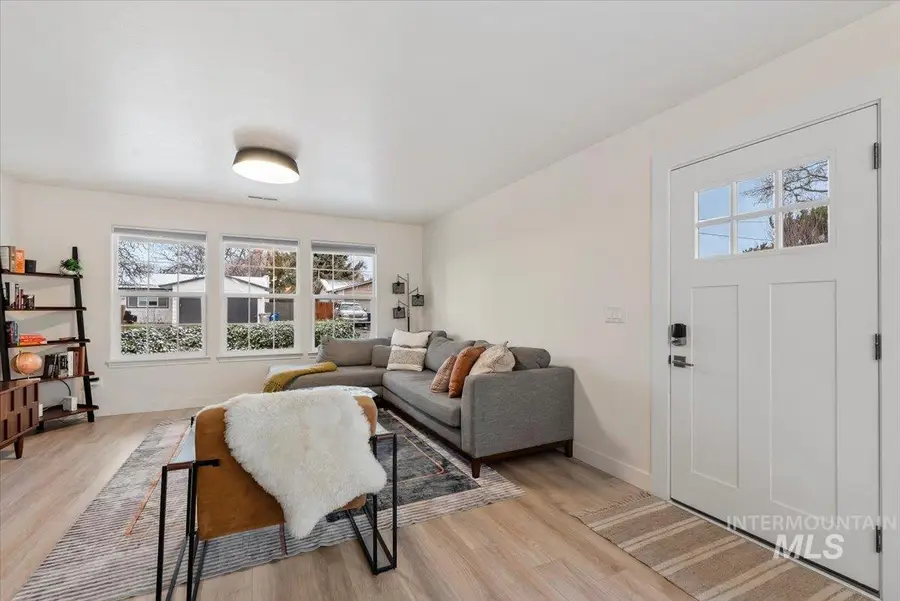 2624 S Virginia Ave, Boise, ID 83705 - #3