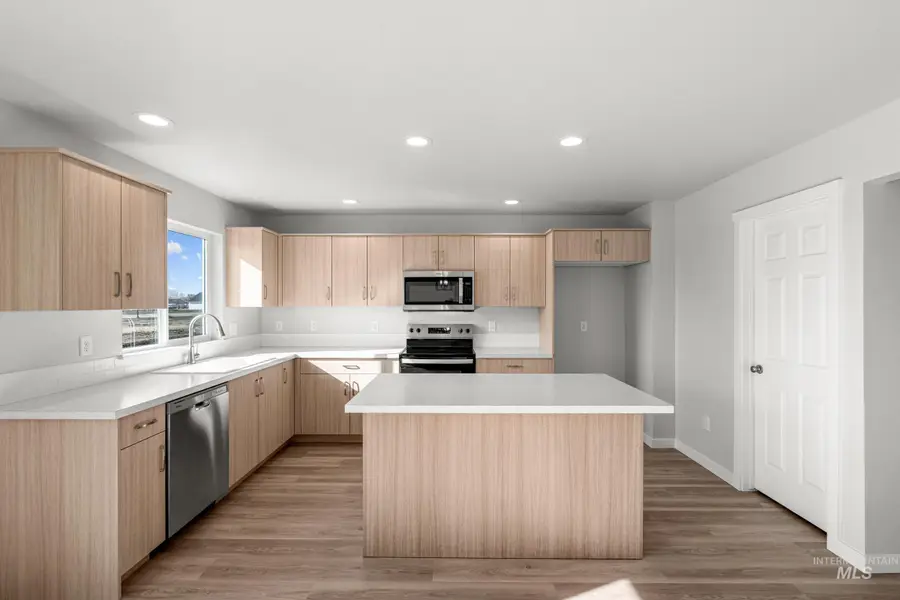 1687 Dyer St, Middleton, ID 83644 - #3