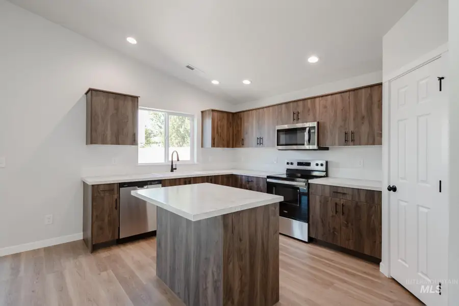 511 Hamlow Ave, Middleton, ID 83644 - #3