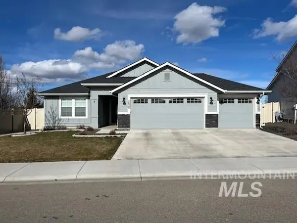 2630 E Night Rider Dr, Kuna, ID 83634