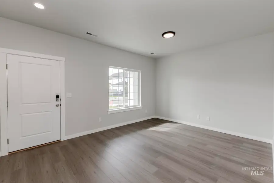 5476 S Desert Cactus Ave, Meridian, ID 83642 - #2