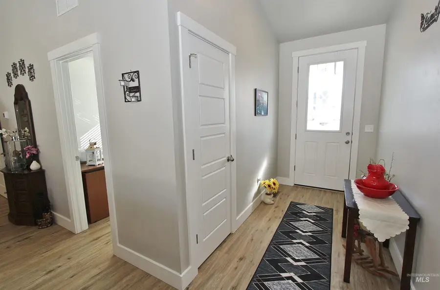 2465 Augusta Ave, Payette, ID 83661 - #2