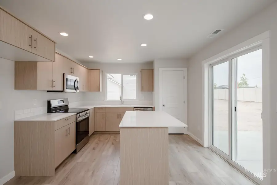 5252 S Memory Ave, Meridian, ID 83642 - #3