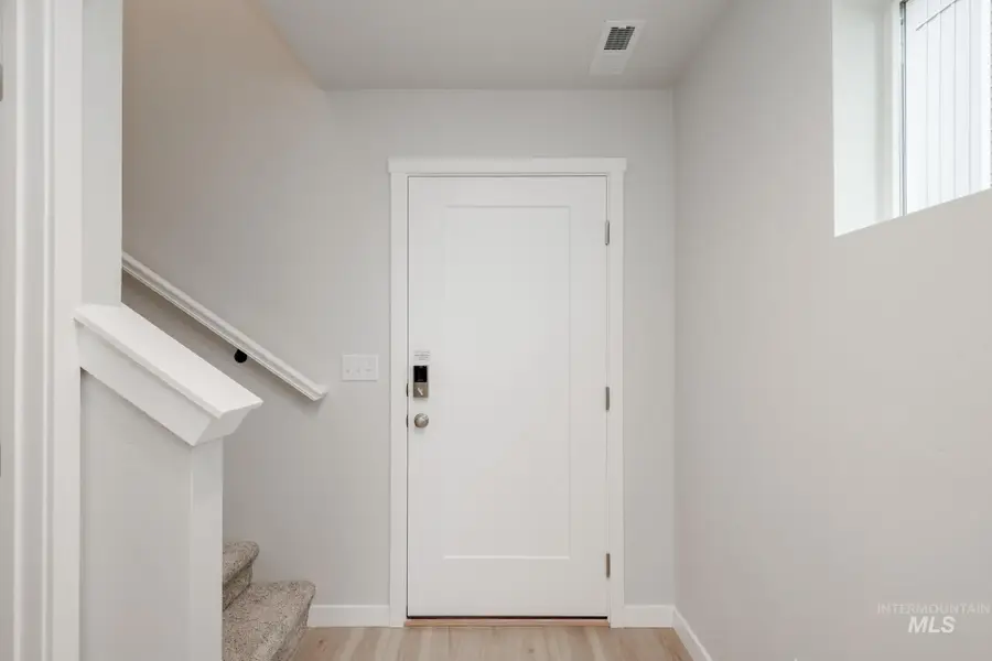 31 S Sweetgrass Ave, Nampa, ID 83651 - #2