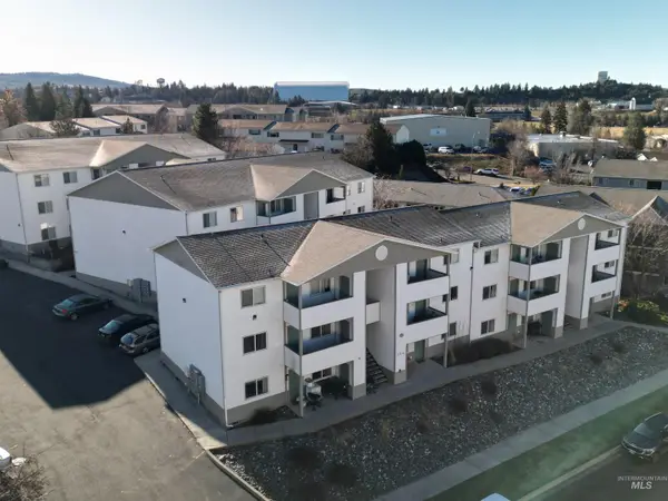 230, 232, 234 Baker St, Moscow, ID 83843