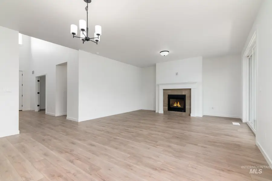 6294 W Snow Currant St, Meridian, ID 83646 - #2