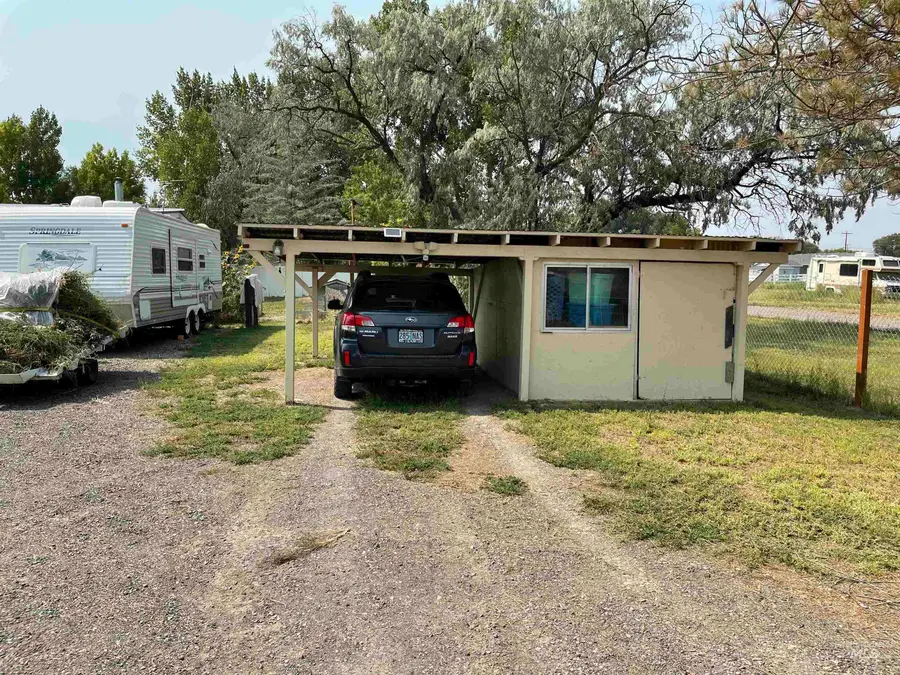 749 Ritter Ave, Vale, OR 97918 - #3