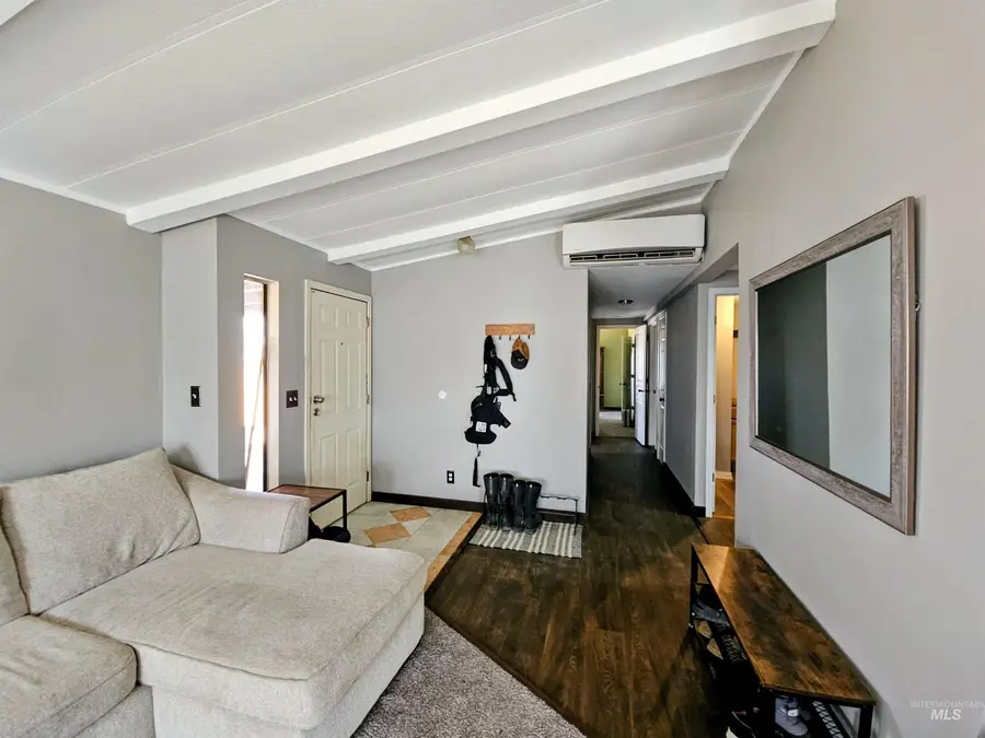 8392 Main St, Letha, ID 83636 - #2