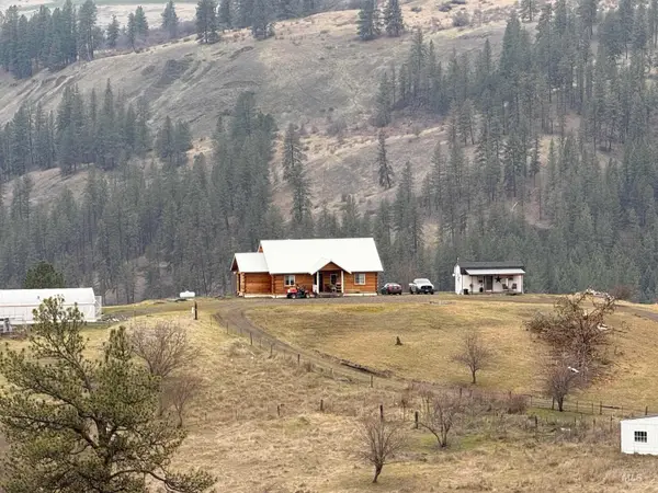 113 Sweetwater Drive #Cabin, Stites, ID 83552