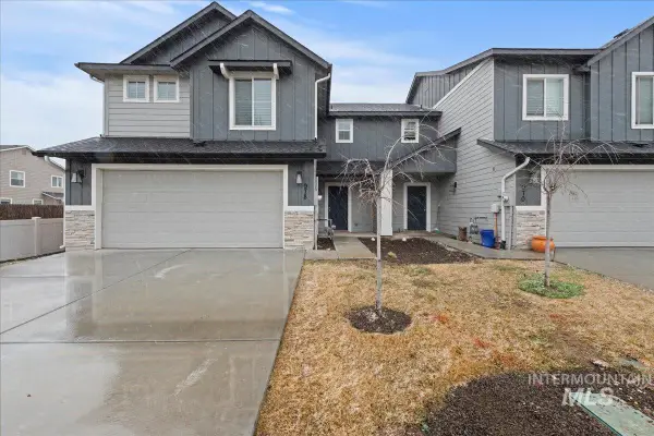 978 W Woodpine St, Meridian, ID 83646