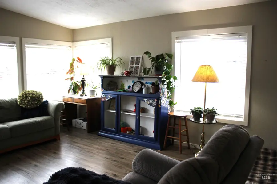 203 Foster Ave, Cottonwood, ID 83522 - #3