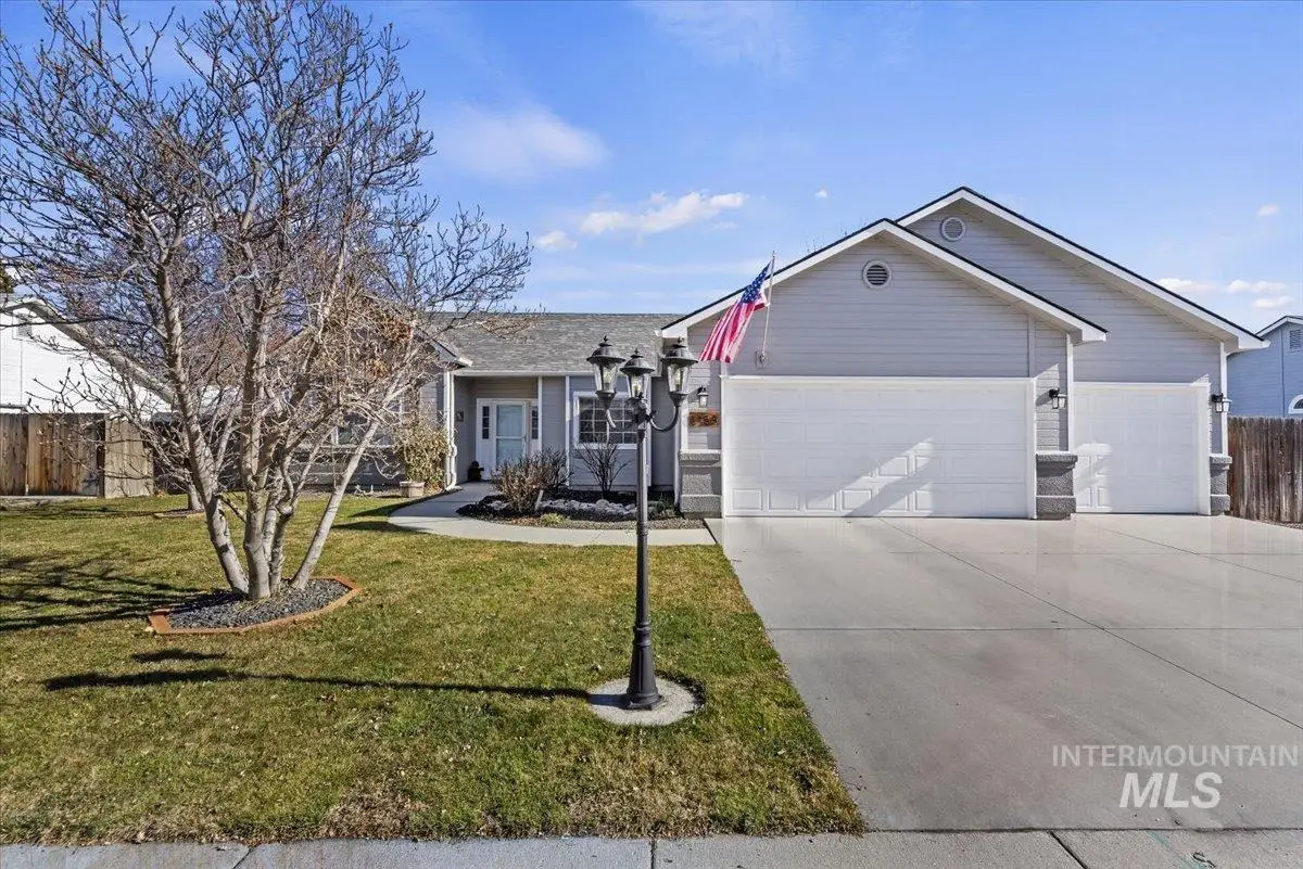 1958 N Man O War Way, Meridian, ID 83646 - #1