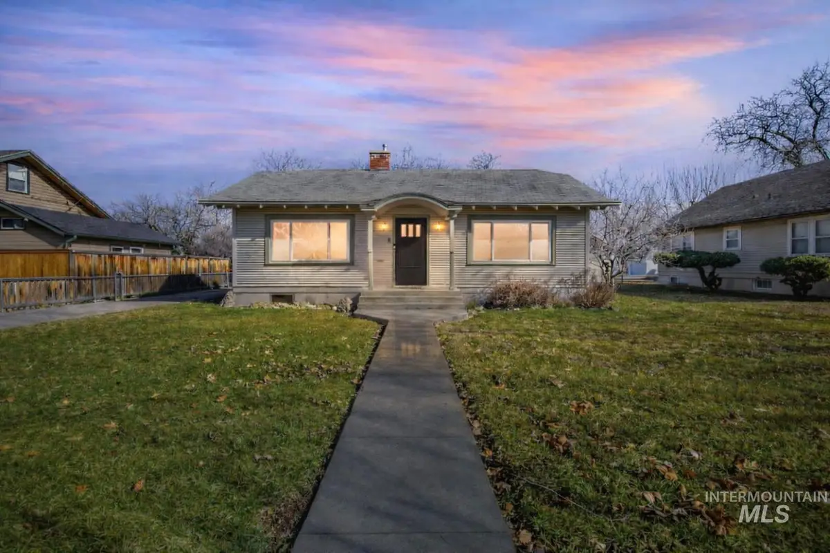 1909 Dearborn St, Caldwell, ID 83605 - #1