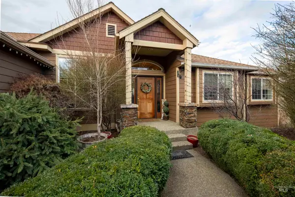 3780 Nicklaus Drive, Clarkston, WA 99403