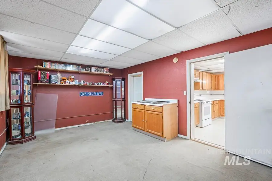 321 SE Avenue, New Plymouth, ID 83655 - #3