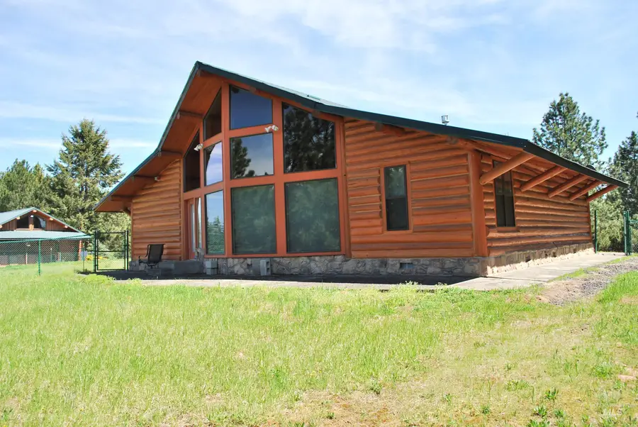 4975 Middle Road, Lenore, ID 83541 - #3
