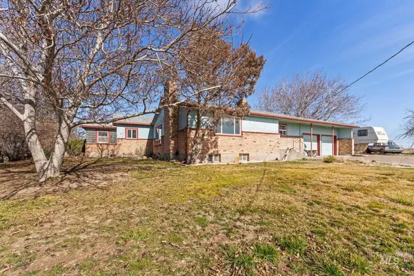 3918 E 3600 N, Hansen, ID 83334