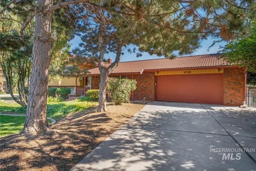 8725 W Shellie Lane, Boise, ID 83704 - #3