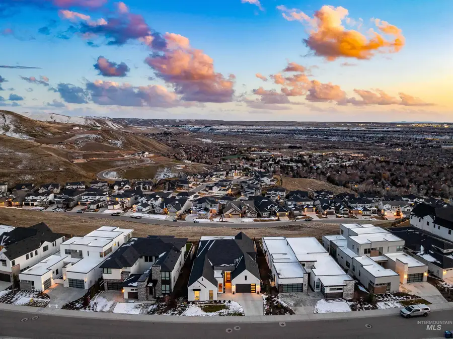 5883 E Marmount Ct, Boise, ID 83716 - #3